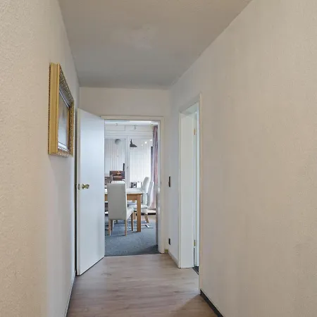 בית נופש Modern In With Sauna ווינטרברג