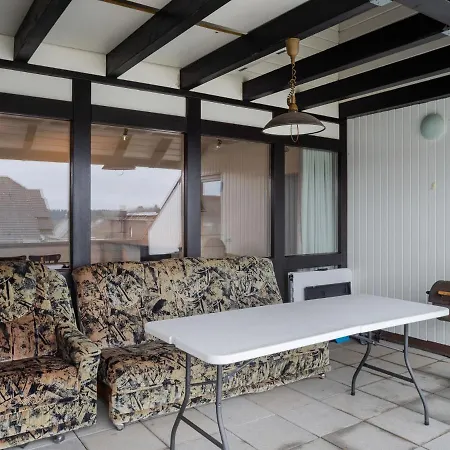 בית נופש Modern In With Sauna *