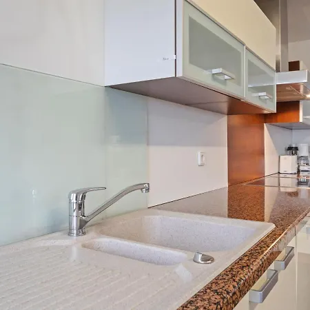 Modern In With Sauna בית נופש *